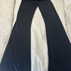SOLOW Black Flared Leggings